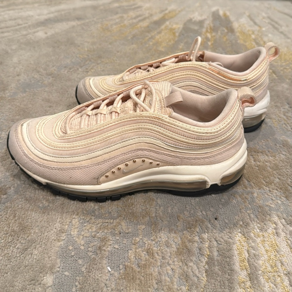 Nike Air Max 97 Guava Ice size 8.5 in GUC